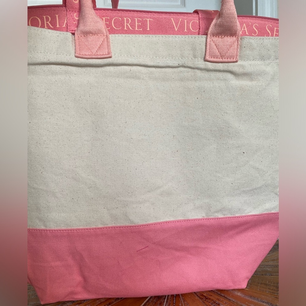 NWT Victoria’s Secret Pink & Tan Multi Handle Beach Tote - Picture 3 of 4